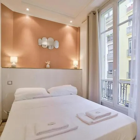 Beautiful Studio Near The Heart Of *